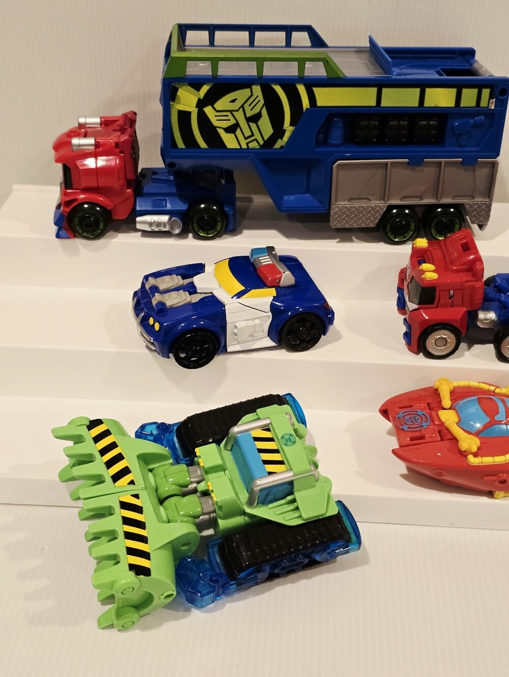 Transformers Rescue Bots Optimus Prime Racing Trailer and Figure Set - Picture 11 of 15